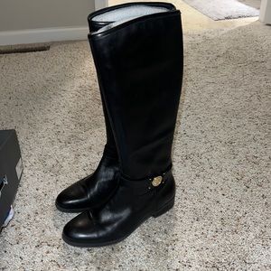Tommy Hilfiger black leather boots